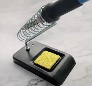 Lötkolben-Ständer mit Reinigungsschwamm – stabil, tragbar